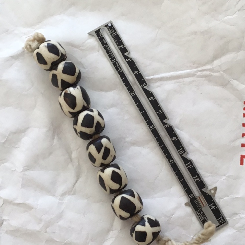 African beads - Picture 2 of 3